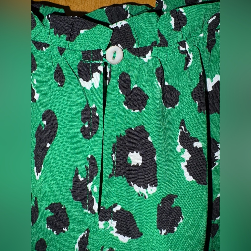 Green Leopard Print Ruffle Dress - Picture 8 of 13